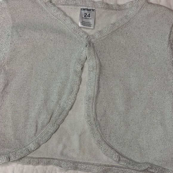 Brand New Carter’s Silver Cardigan - Size 24M - Cozy & Elegant - Picture 4 of 4